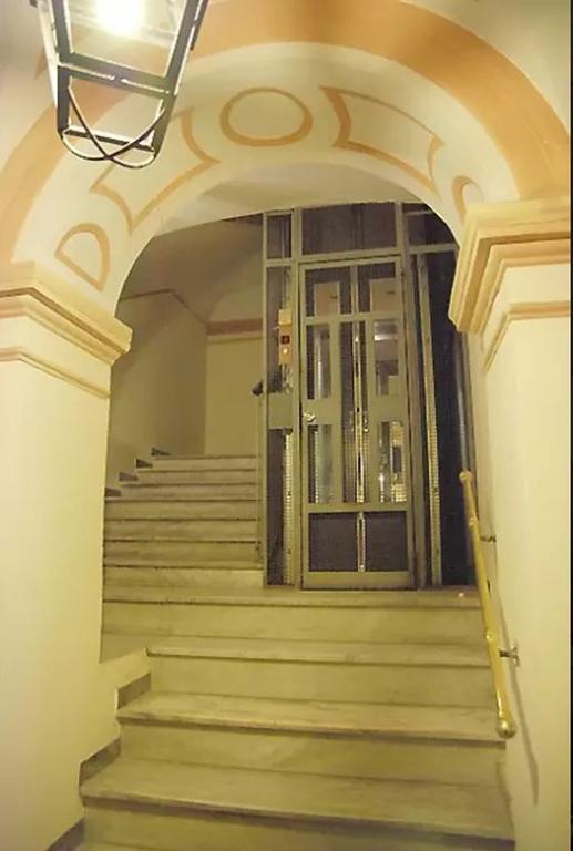 Elegant Apartment Near The Vatican And Piazza Navona Rome Exterior photo