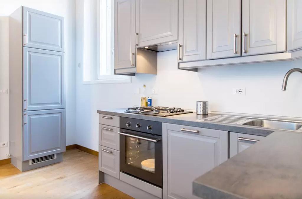 Elegant Apartment Near The Vatican And Piazza Navona Rome Exterior photo